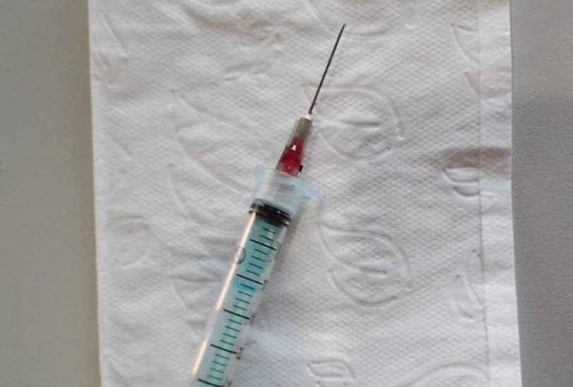 Vigilância Epidemiológica alerta para descarte incorreto de materiais perfurocortantes e infectantes em Pinhalzinho