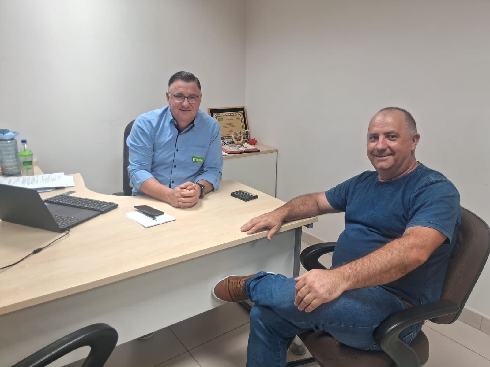 Prefeitura e Cooper Itaipu unem forças para levar água a produtores rurais 
