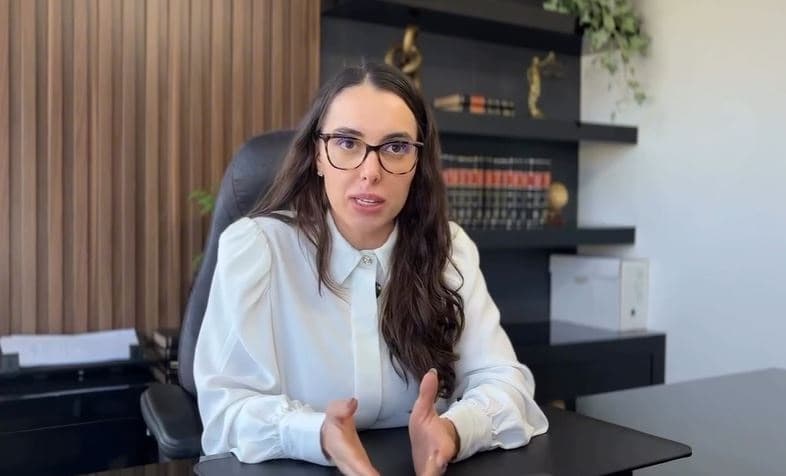 Advogada alerta sobre riscos de expor assuntos íntimos nas redes sociais