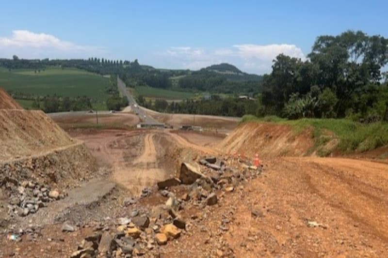 Rodovias federais em SC enfrentam incertezas com cortes no orçamento de 2025
