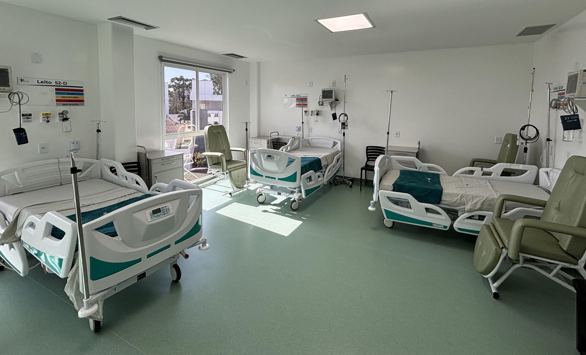 Camas elétricas, e TV nos quartos marcam nova ala hospitalar