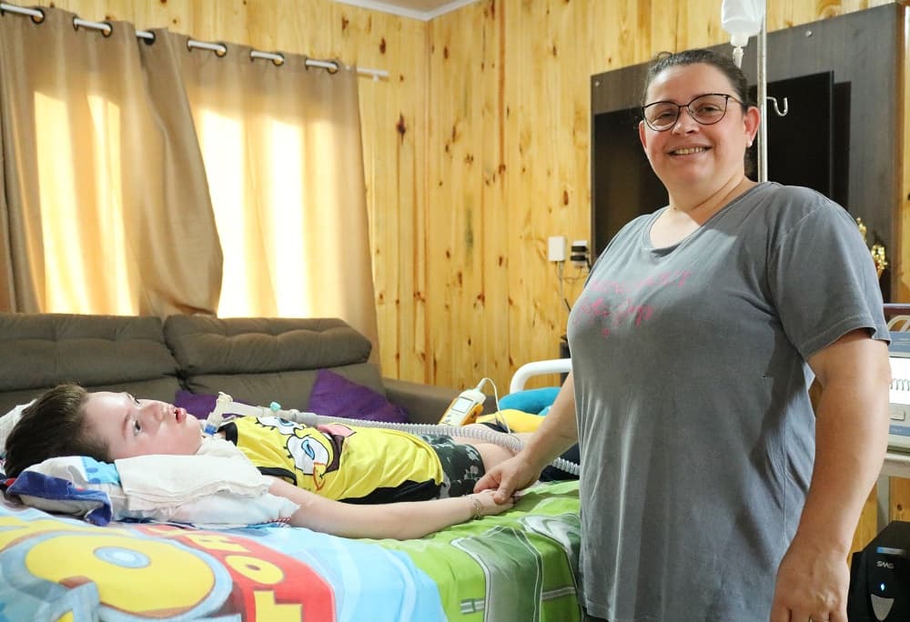 Menino com doença rara ganha casa adaptada e muda de vida