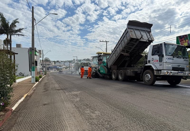 Obras de revitalização da Avenida Dom Pedro II seguem em ritmo acelerado em Serra Alta