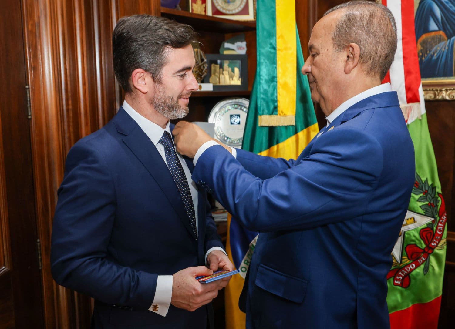 Marcelo Mendes assume a PGE/SC e Henrique Junqueira é nomeado secretário adjunto da Casa Civil