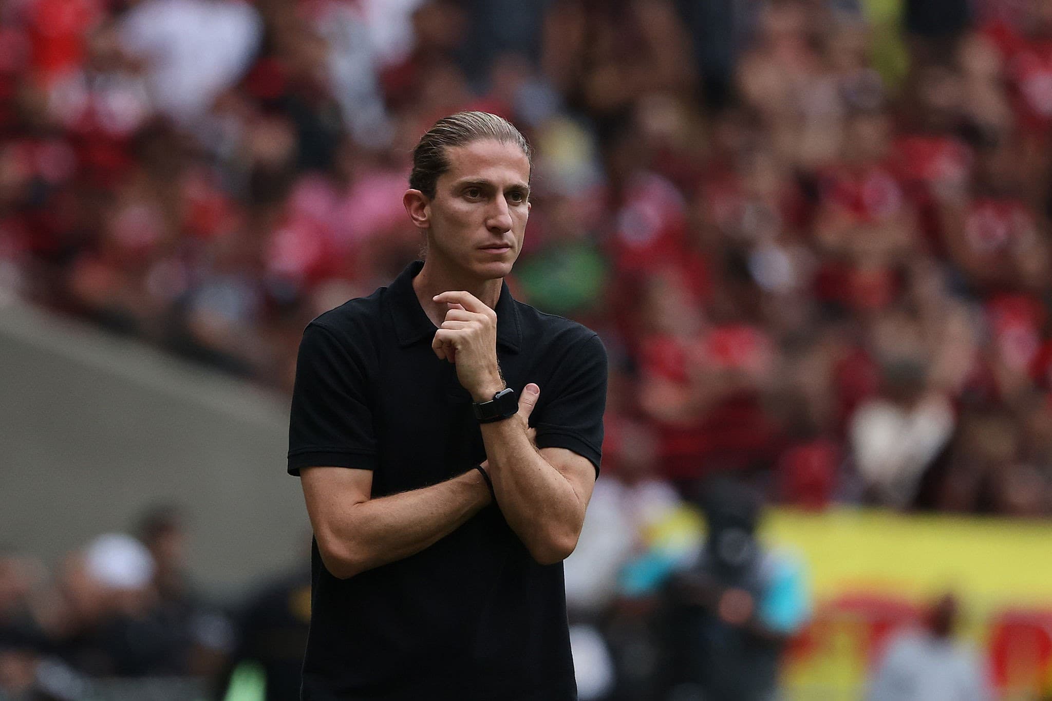 Catarinense Filipe Luís conquista título de campeão carioca com o Flamengo