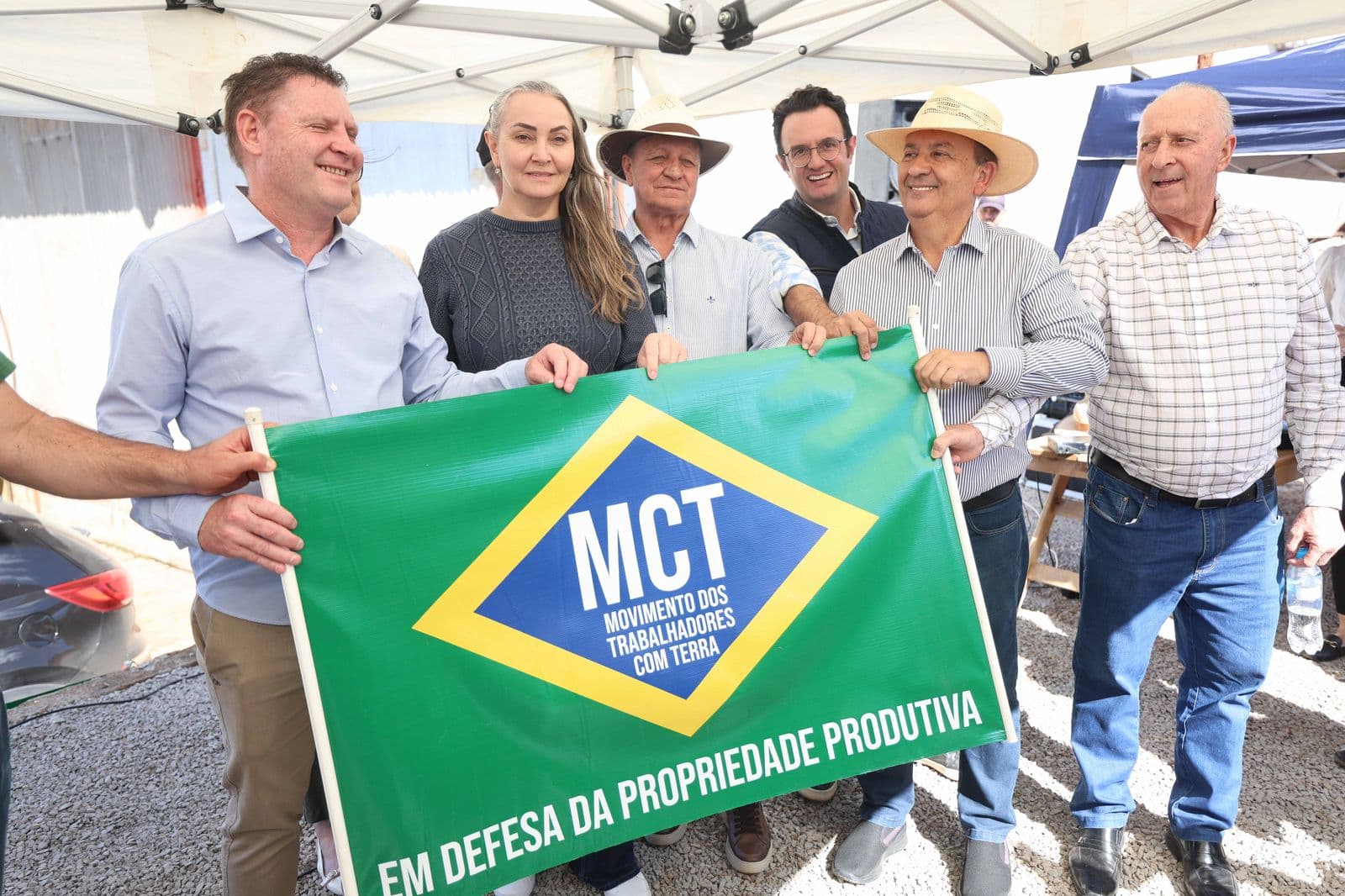 Jorginho Mello reforça apoio ao agronegócio e critica invasões de terra durante evento em SC