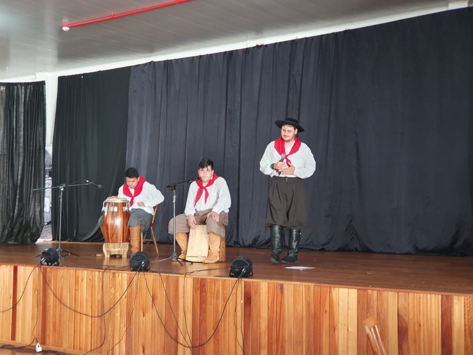 Alunos da Apae de Pinhalzinho alcançam primeiro lugar em festival
