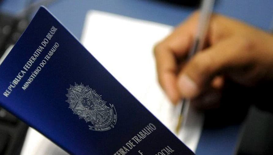 Geração de empregos formais cresce 71% em 2024