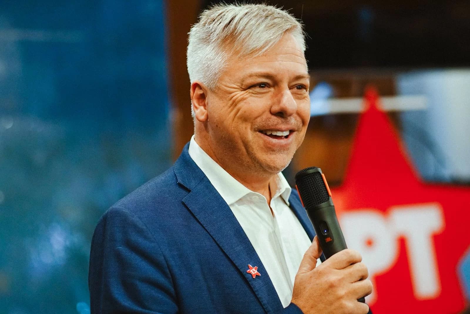 Fabiano da Luz é eleito presidente do PT/SC