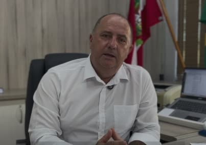 Prefeito pede economia de água e relata desafios no início da gestão