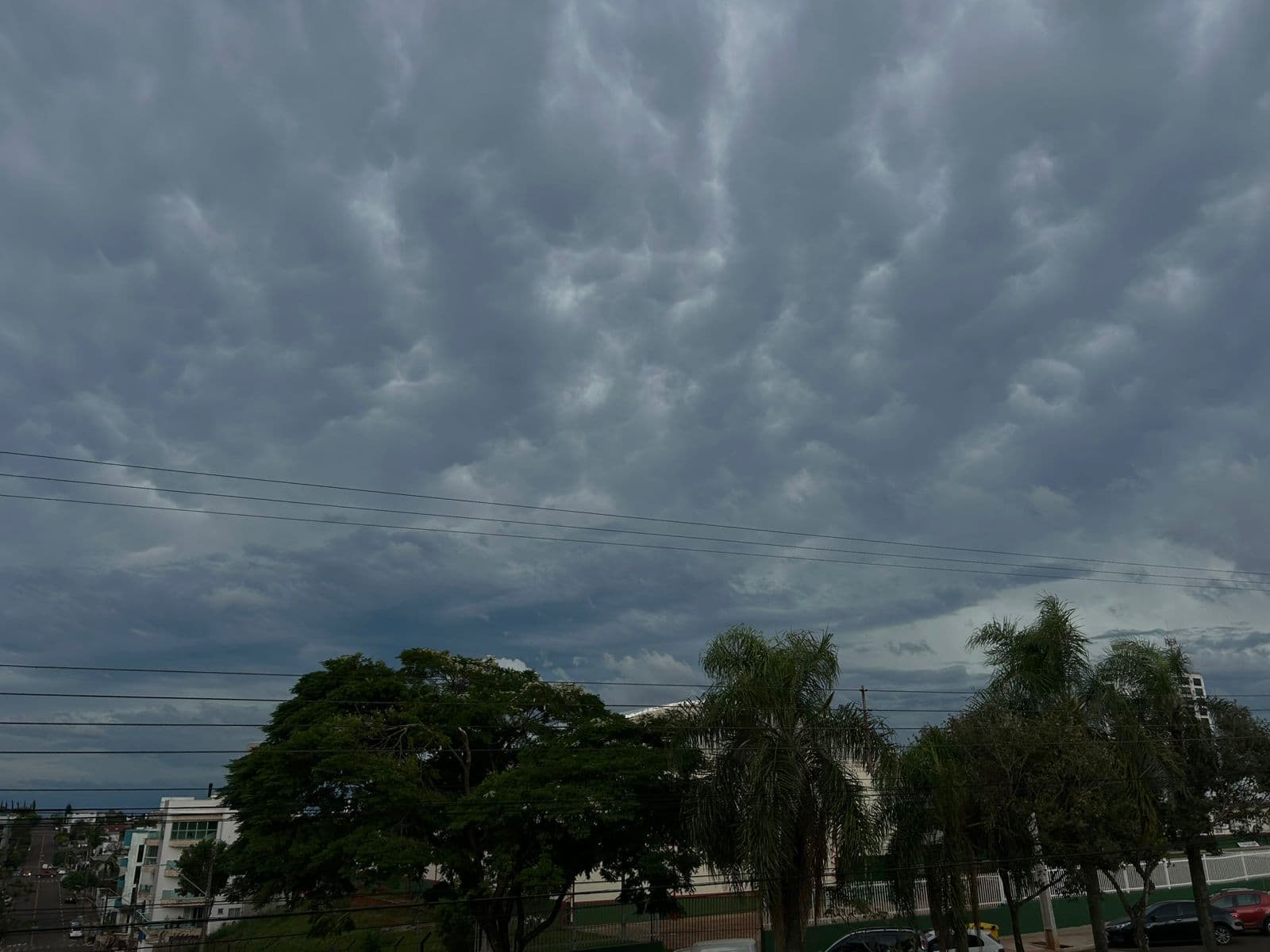 Santa Catarina está em alerta: chuvas intensas e tempestades atingem o Estado nesta sexta-feira