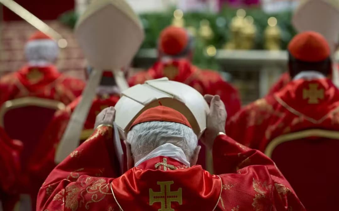Vaticano inicia conclave com expectativa de escolha rápida do novo papa