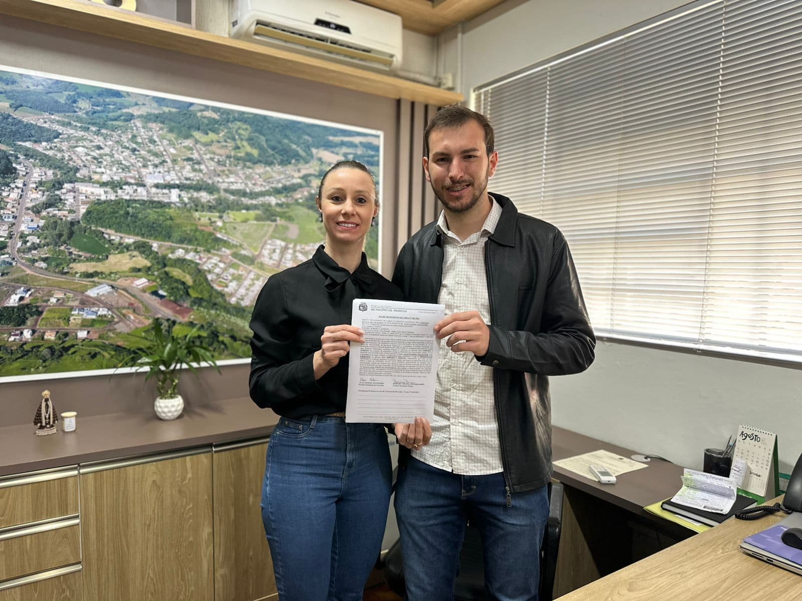Alan Maldaner assume interinamente a prefeitura de Modelo