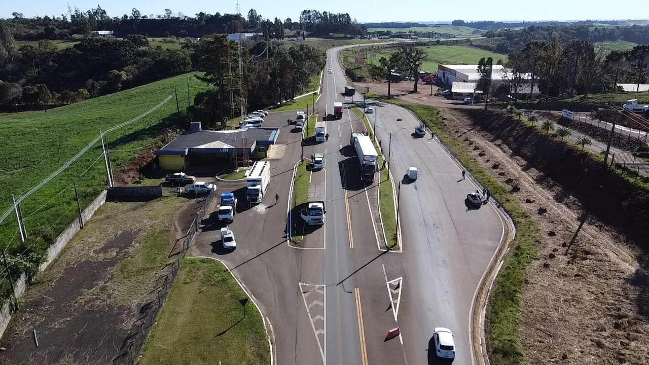 Fazenda de SC apreende R$1 milhão em mercadorias irregulares durante operações no Oeste
