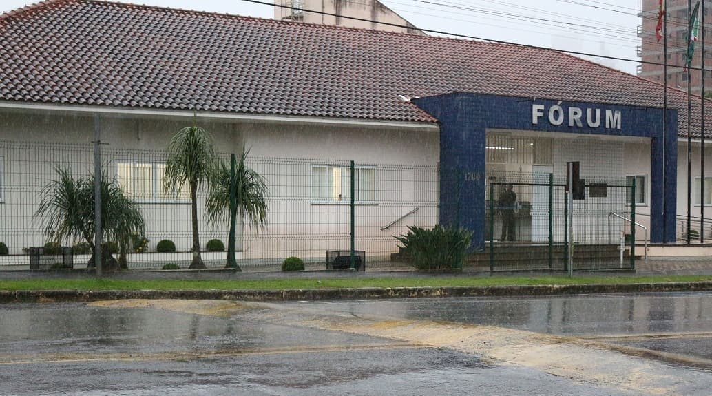 Implantação da 2ª Vara da Justiça em Pinhalzinho será tema de reunião em Florianópolis