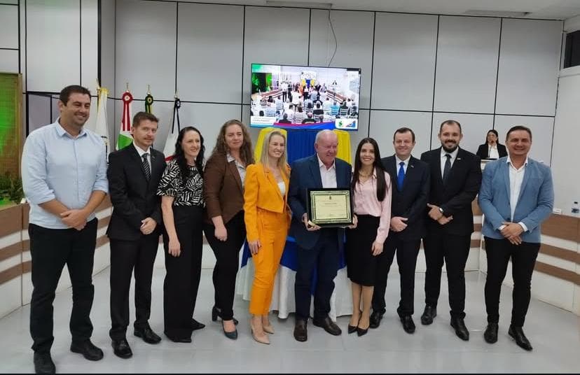 Deputado Marcos Vieira recebe título de Cidadão Honorário de Cunha Porã