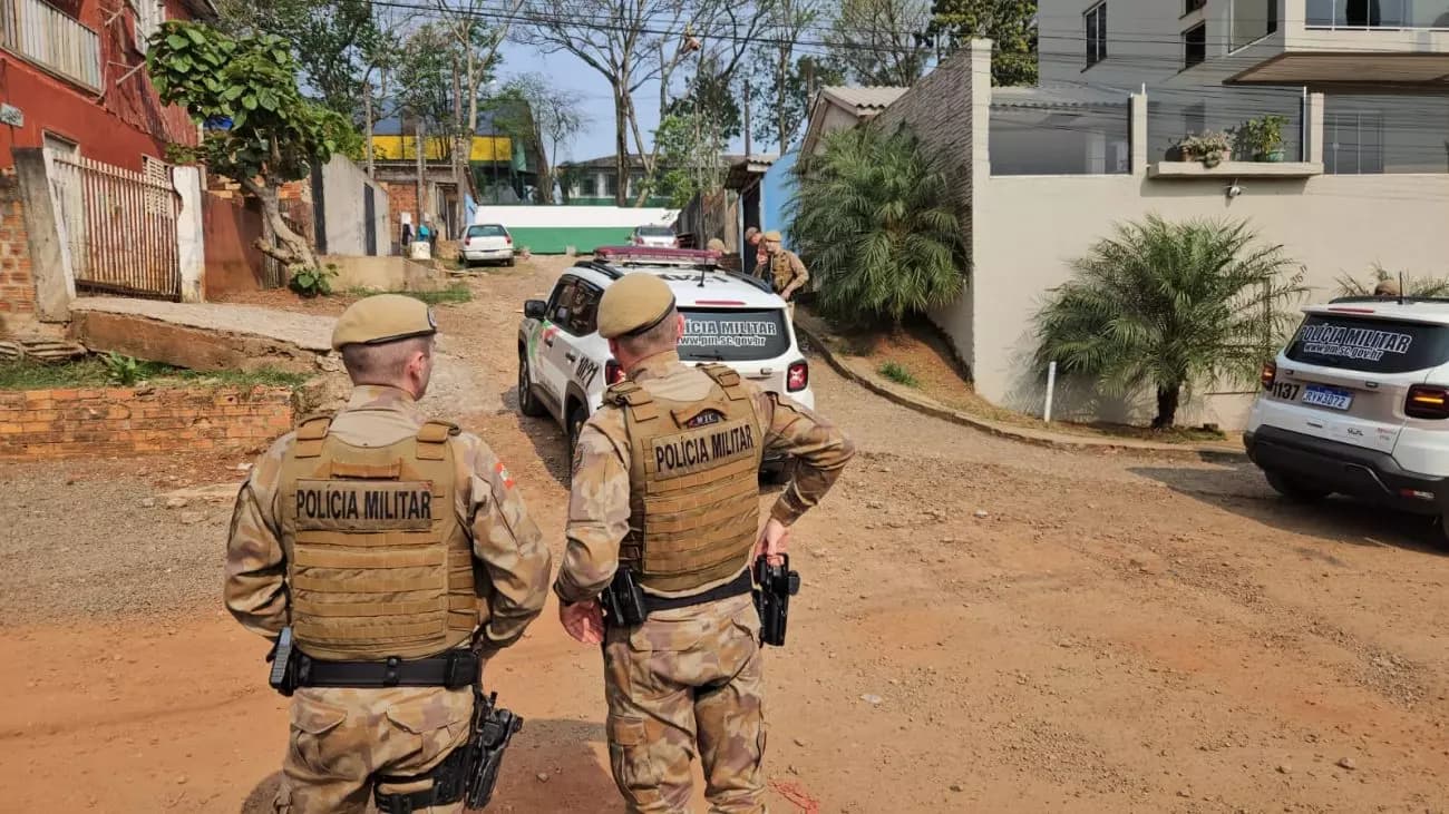 Moradora mata "encapuzado" que entrou em sua residência