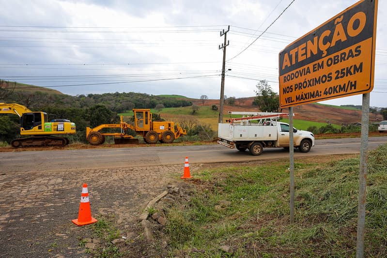 94% das obras em estradas catarinenses estão paralisadas ou com andamento comprometido