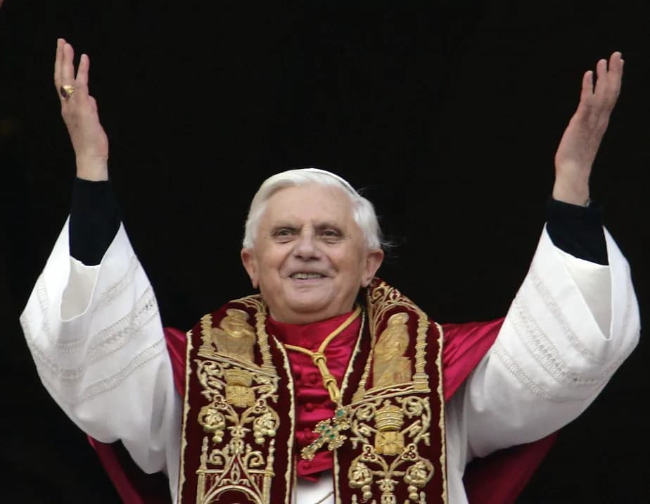 Papa emérito Bento XVI morre aos 95 anos