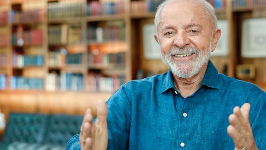 Em discurso, Lula faz balanço de governo e propõe debate sobre jornada de trabalho