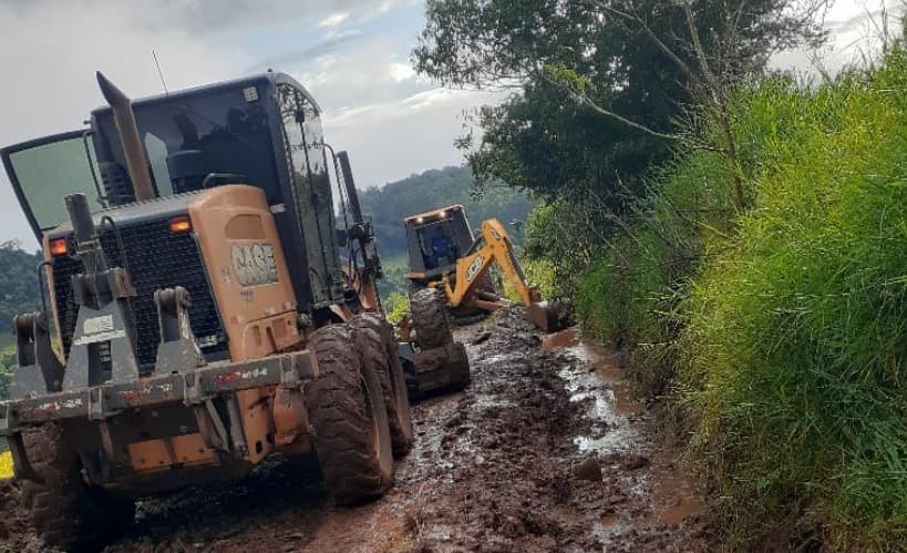 Governo de Serra Alta atua na recuperação de estragos causados pelo temporal