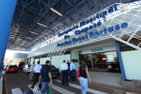 Autoridades debatem sobre melhorias no aeroporto de Chapecó