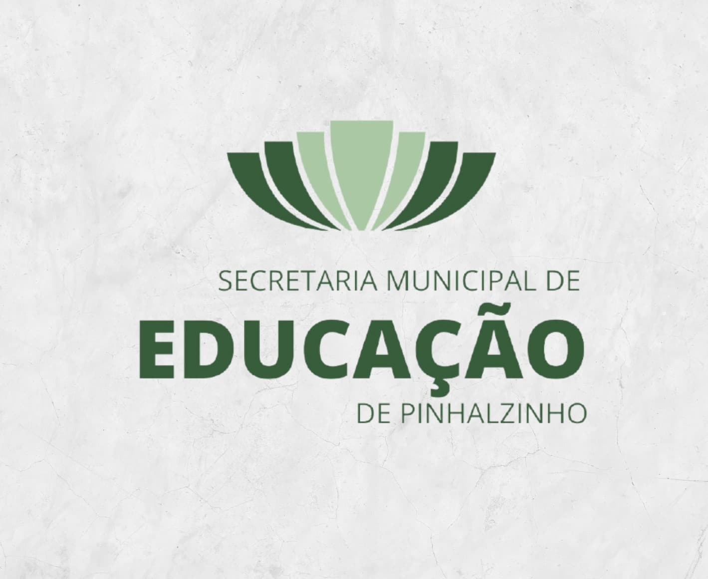Secretária de Educação de Pinhalzinho esclarece boato sobre suposta invasão em escola