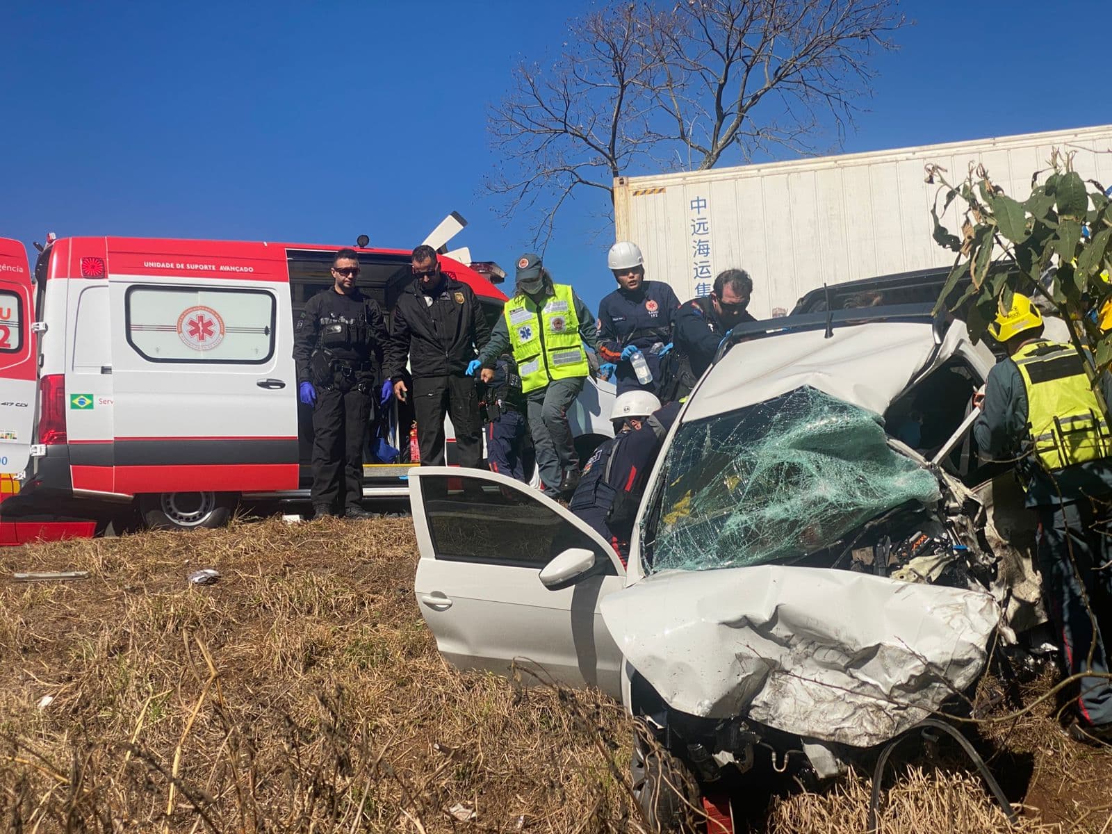 Jovem de Pinhalzinho fica gravemente ferido em acidente na BR-282
