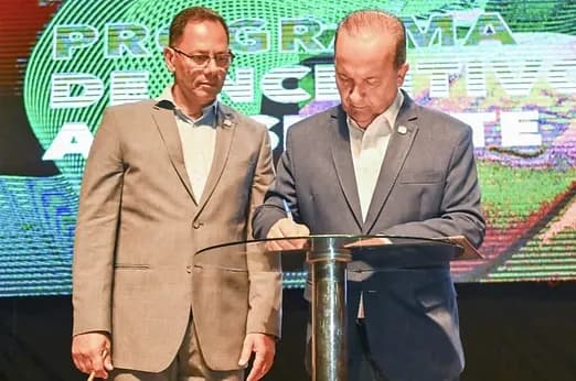 Novo recorde para o Presidente Freibergue e para o Governador Jorginho Mello