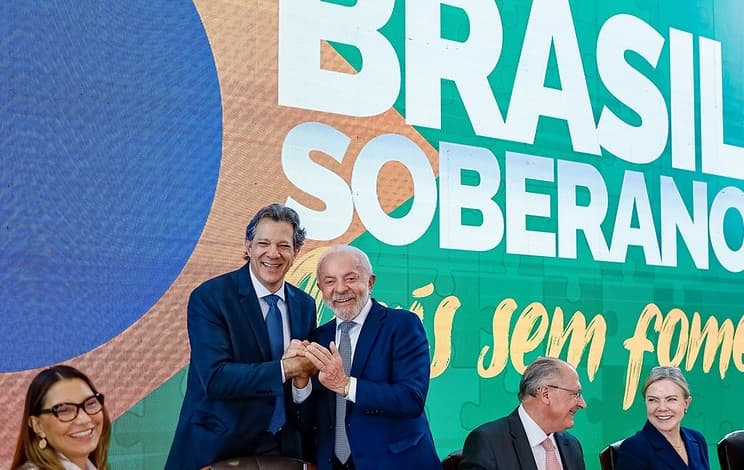 Lula diz que salário dele de R$ 46 mil ‘não é muito’