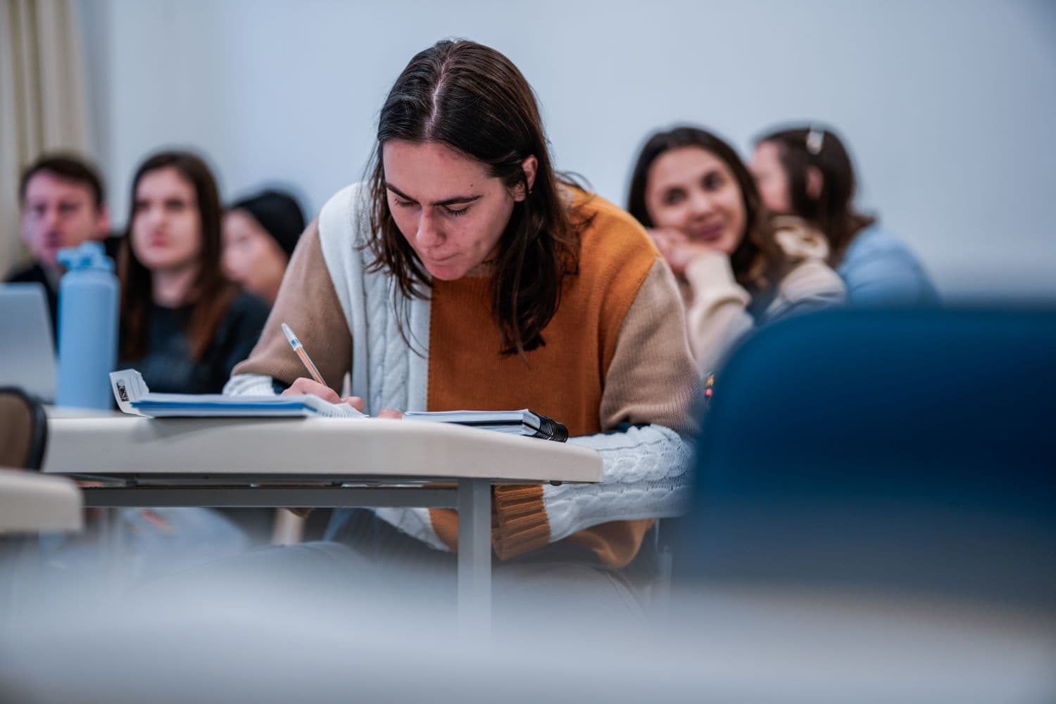 Renovações do programa Universidade Gratuita para primeiro semestre de 2025 estão abertas