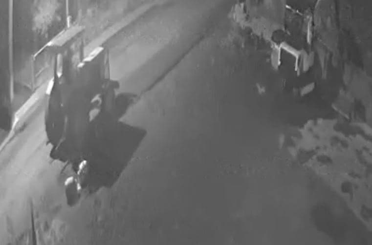 Larápio furta gás, amarra em trator, perde botijões, volta e foge