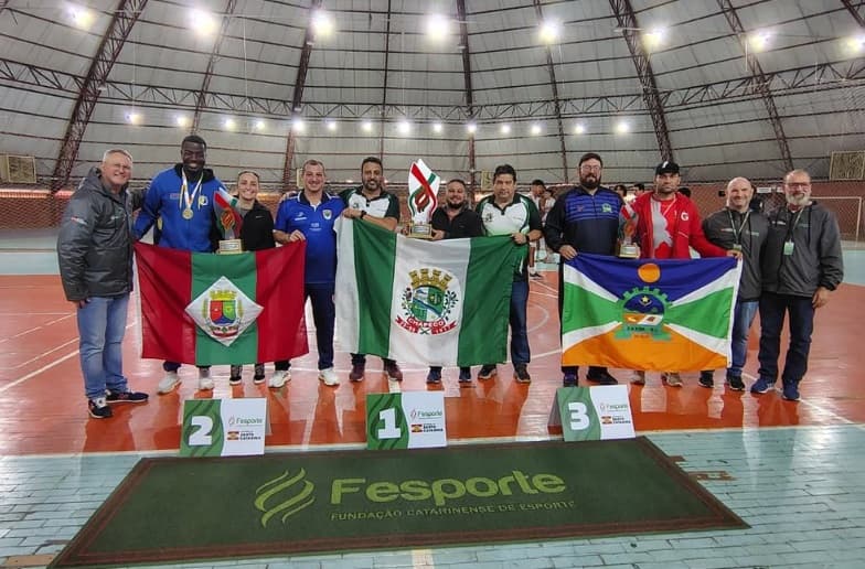 Chapecó é campeã da regional Oeste dos Joguinhos Abertos de Santa Catarina 2025