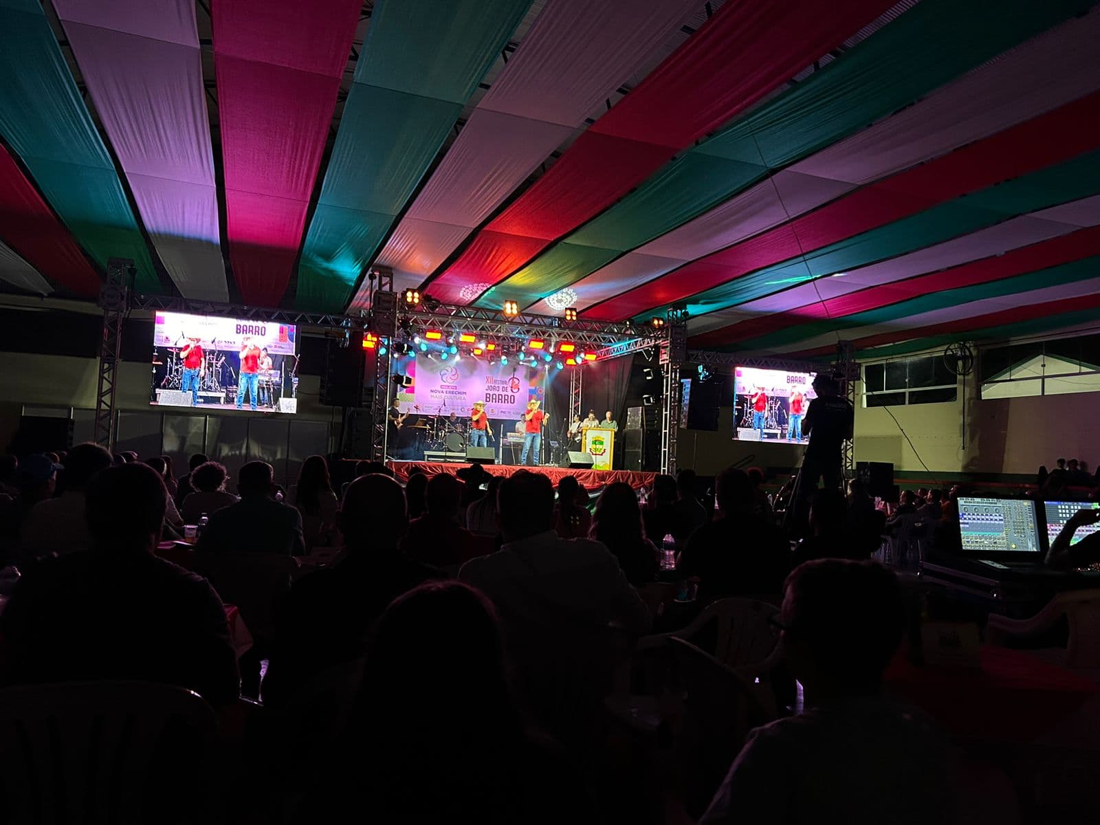 Conheça os classificados para a final da primeira noite do João de Barro 