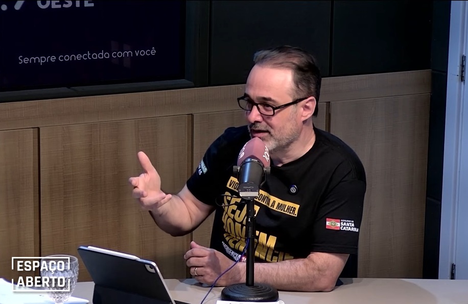 Mudanças no primeiro escalão: governo de SC exonera dois secretários e define substitutos