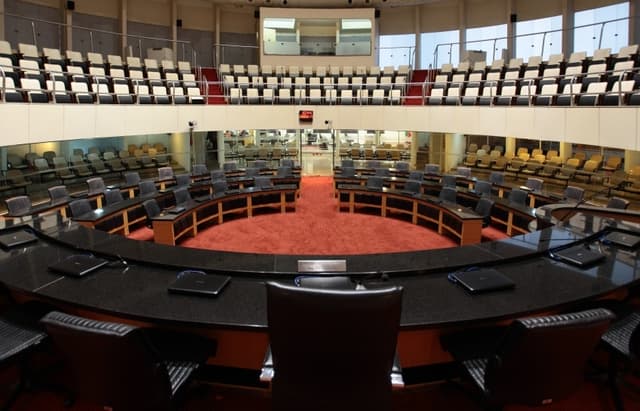 Janela partidária altera composição da Alesc e amplia bancada do PL