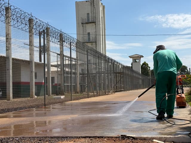 Presídio Masculino de Chapecó economiza milhões de litros de água com reaproveitamento da chuva
