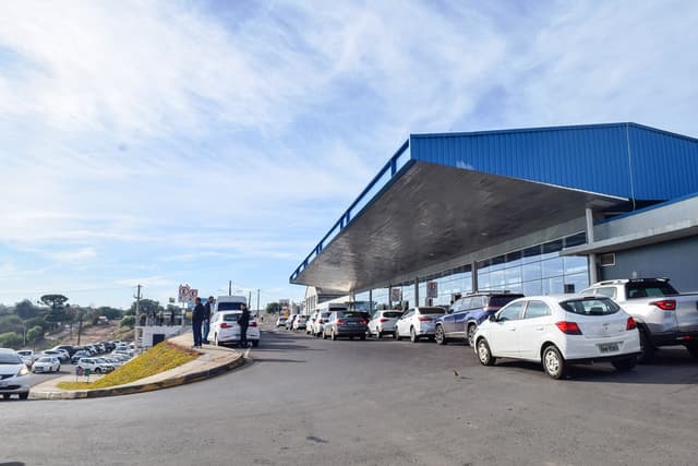 Controle eletrônico reforça segurança no aeroporto de Chapecó