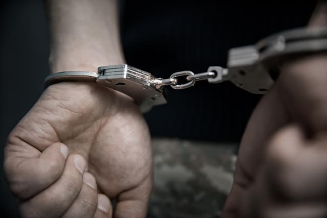 Mandado leva polícia ao interior e termina com prisão em Nova Itaberaba