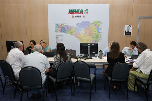 Governo de SC mobiliza força-tarefa para acelerar convênios e destravar investimentos nos municípios