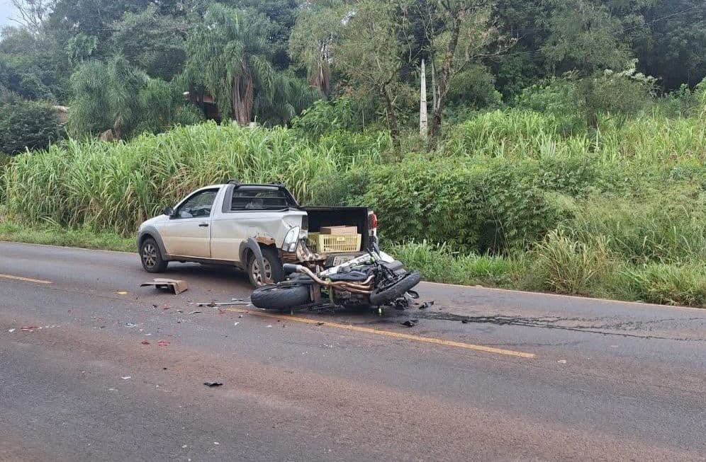 Veículos colidiram em Guatambu (Foto por Polícia Militar Rodoviária)