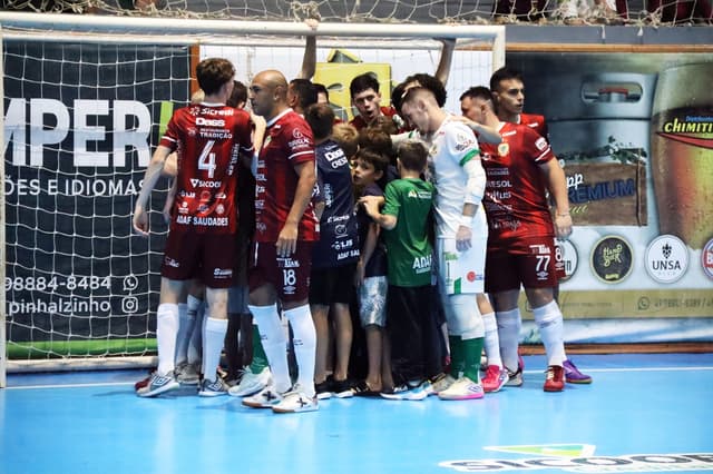 Adaf Saudades busca manter liderança em duelo fora de casa pela Série Prata