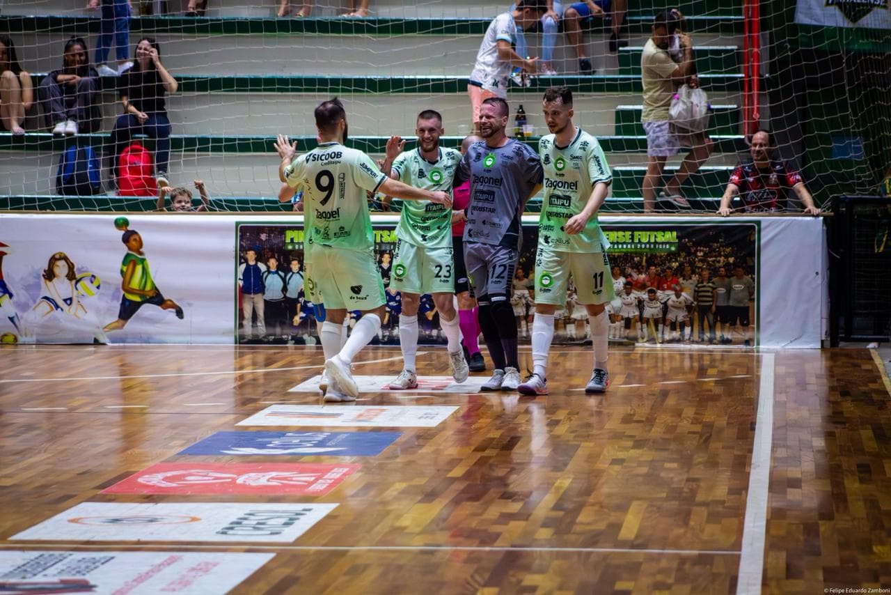 Pinhalense Futsal Zagonel tem duelo em Rio do Sul pela Série Prata